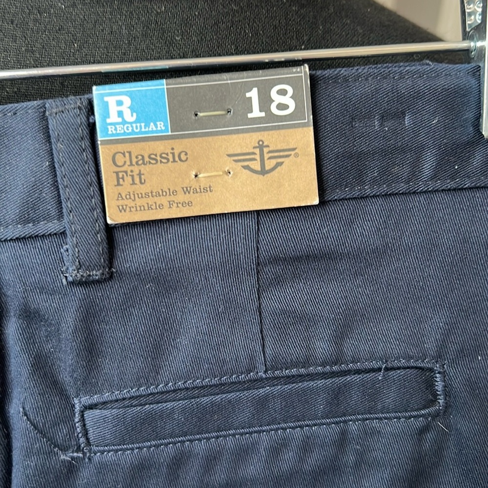 NAVY BLUE DOCKERS CLASSIC FIT‎